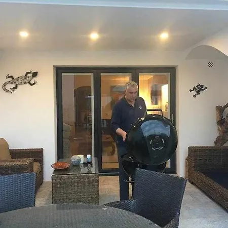 Casa De Pescadores Restaurada En