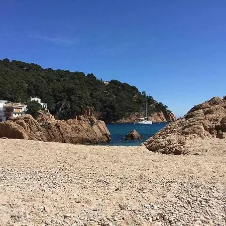 Casa De Pescadores Restaurada En